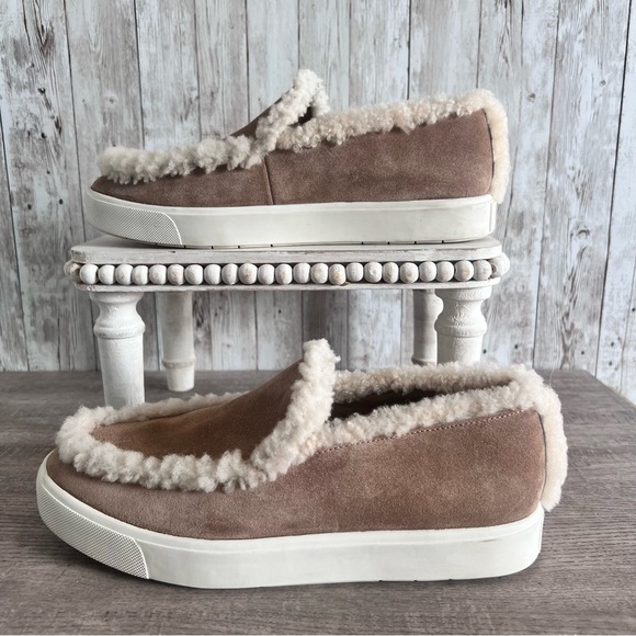 Vince Suede Shearling Slip On Sneakers Size 7 - Picture 1 of 7